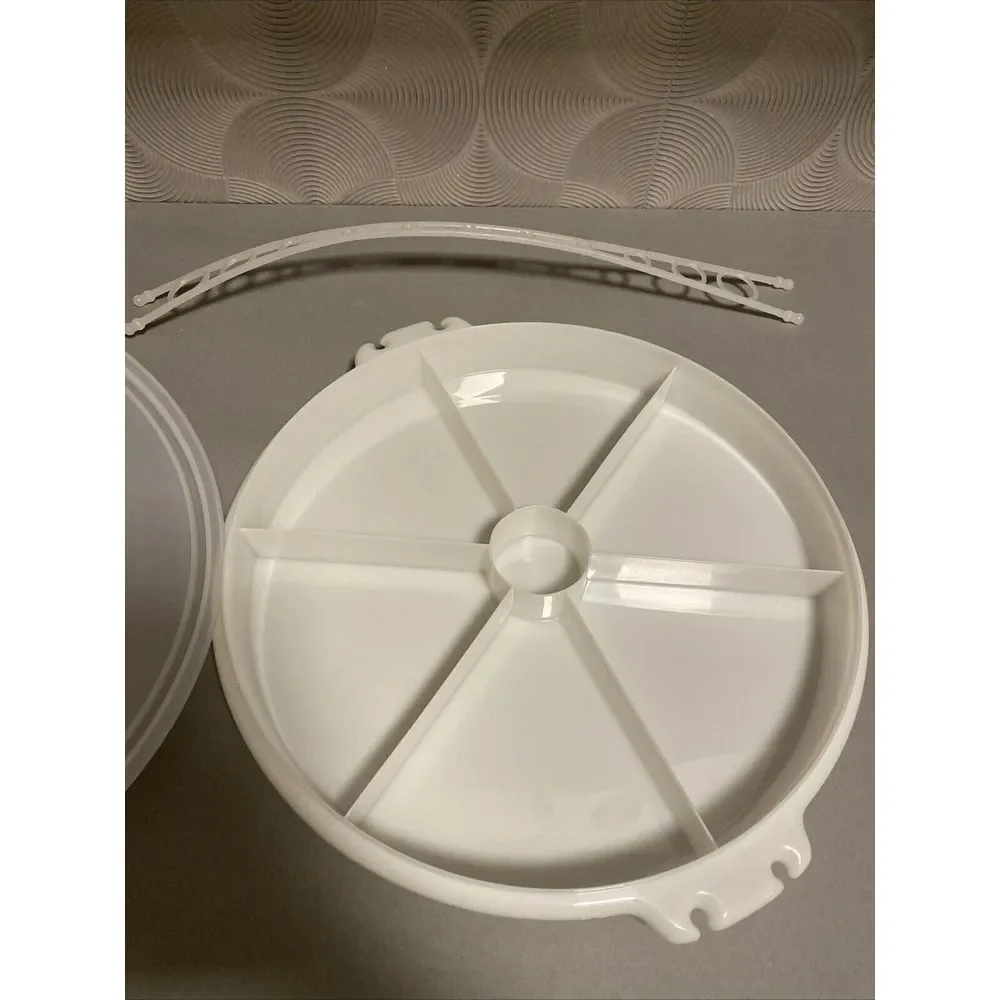 Vintage Tupperware‎ Round Divided Serving Tray With Lid 405-1 And Carolier CLEAN